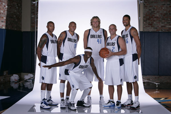 包含阵容轮换效果立竿见影，球队拿下胜利的词条